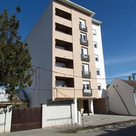 Apartman Pampas Osijek Exteriér fotografie